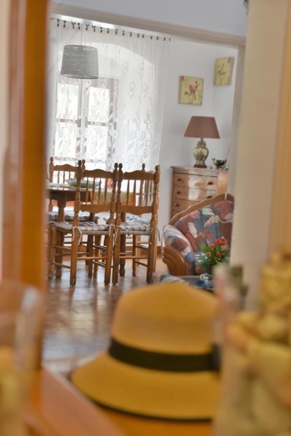 Grandmas Guest House Hydra  Exteriör bild